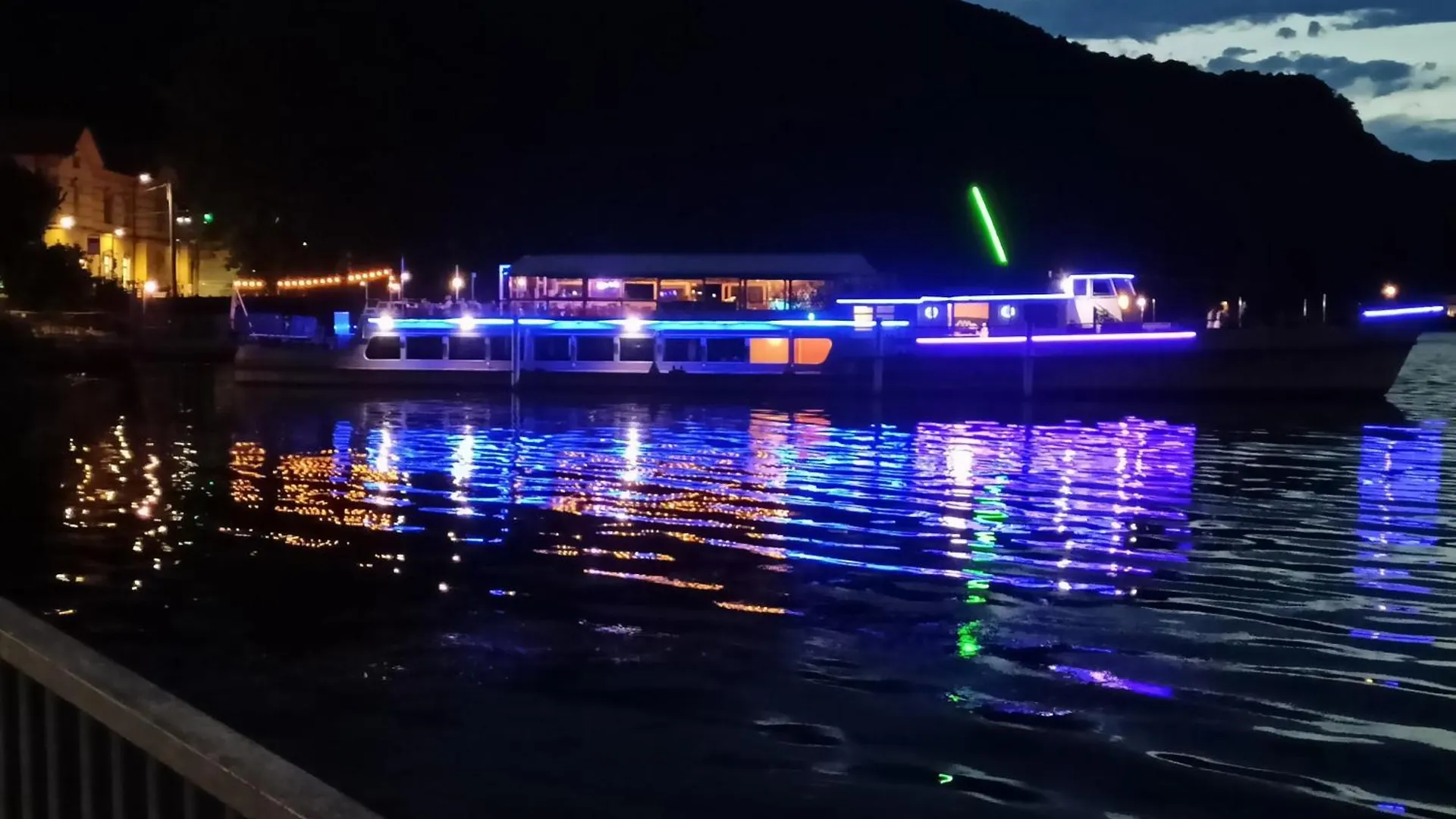 Casa Sul Lago Di Lugano - Besano / Porto Ceresio Villa